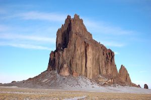 800px-Shiprock.snodgrass3